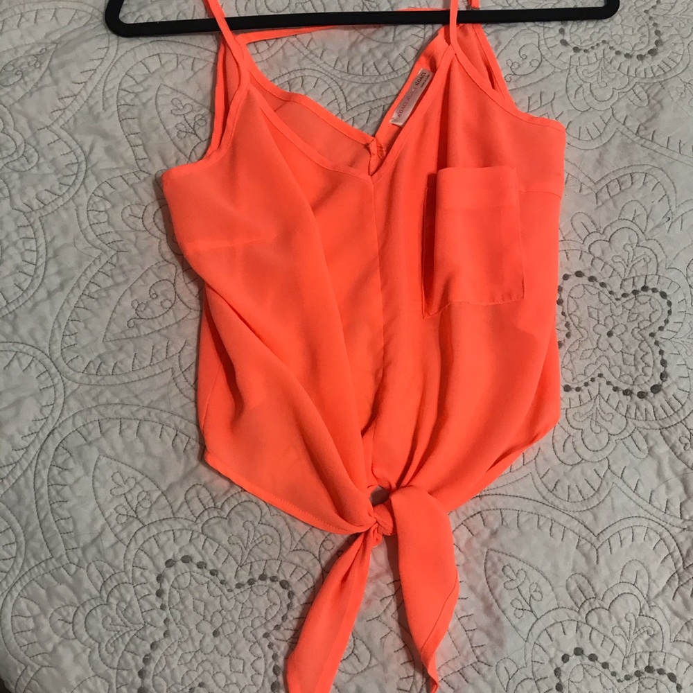 Hot pink/orange Agaci top. Perfect for summer!